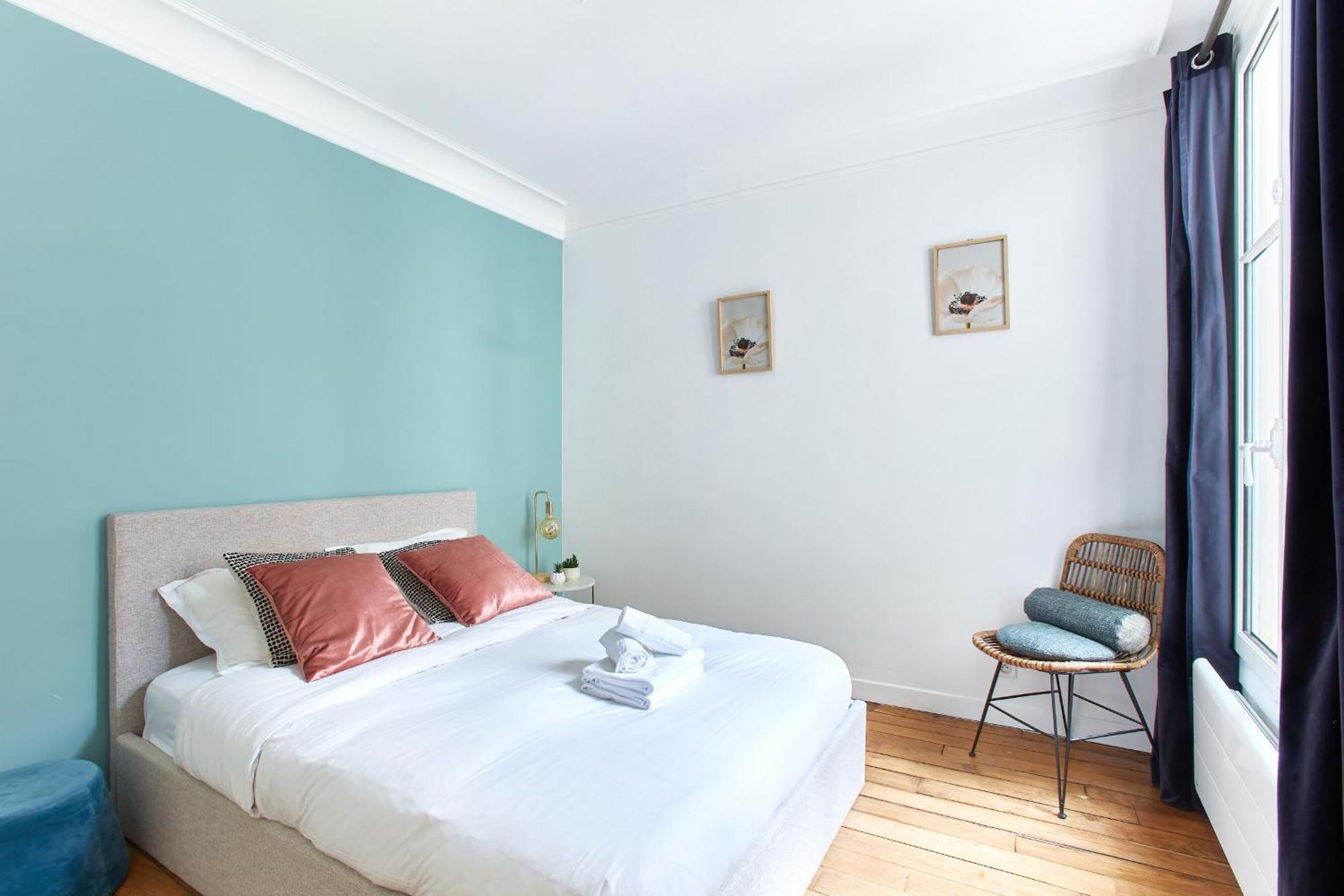 Montmartre 2Br Apartment ปารีส ภายนอก รูปภาพ